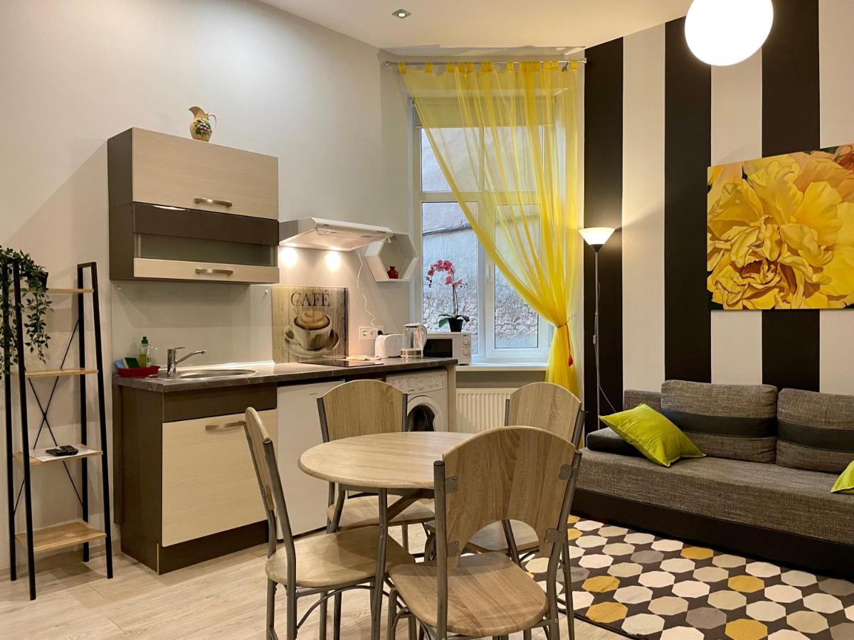 Appartamento Modern-Style Flat 2 Riga Esterno foto