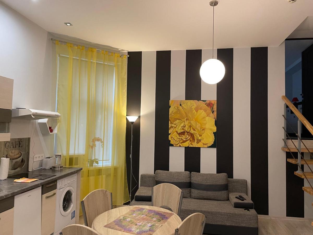 Appartamento Modern-Style Flat 2 Riga Esterno foto